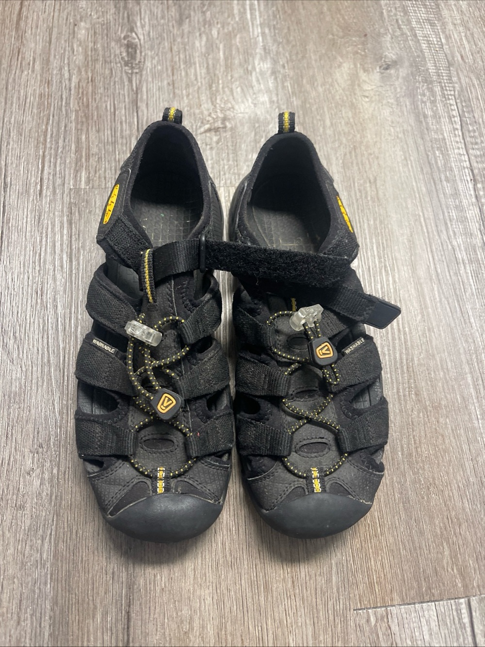 Keen Men's Sandals Size 5 Black Water Shoes